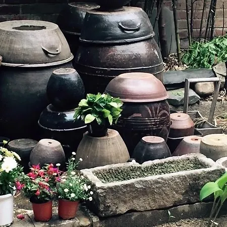 Gongsimga Hanok Guesthouse Seoul Exterior photo