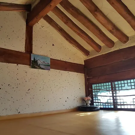 Gongsimga Hanok Guesthouse Seoul Exterior photo