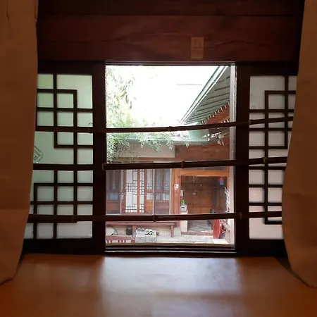 Gongsimga Hanok Guesthouse Seoul Exterior photo